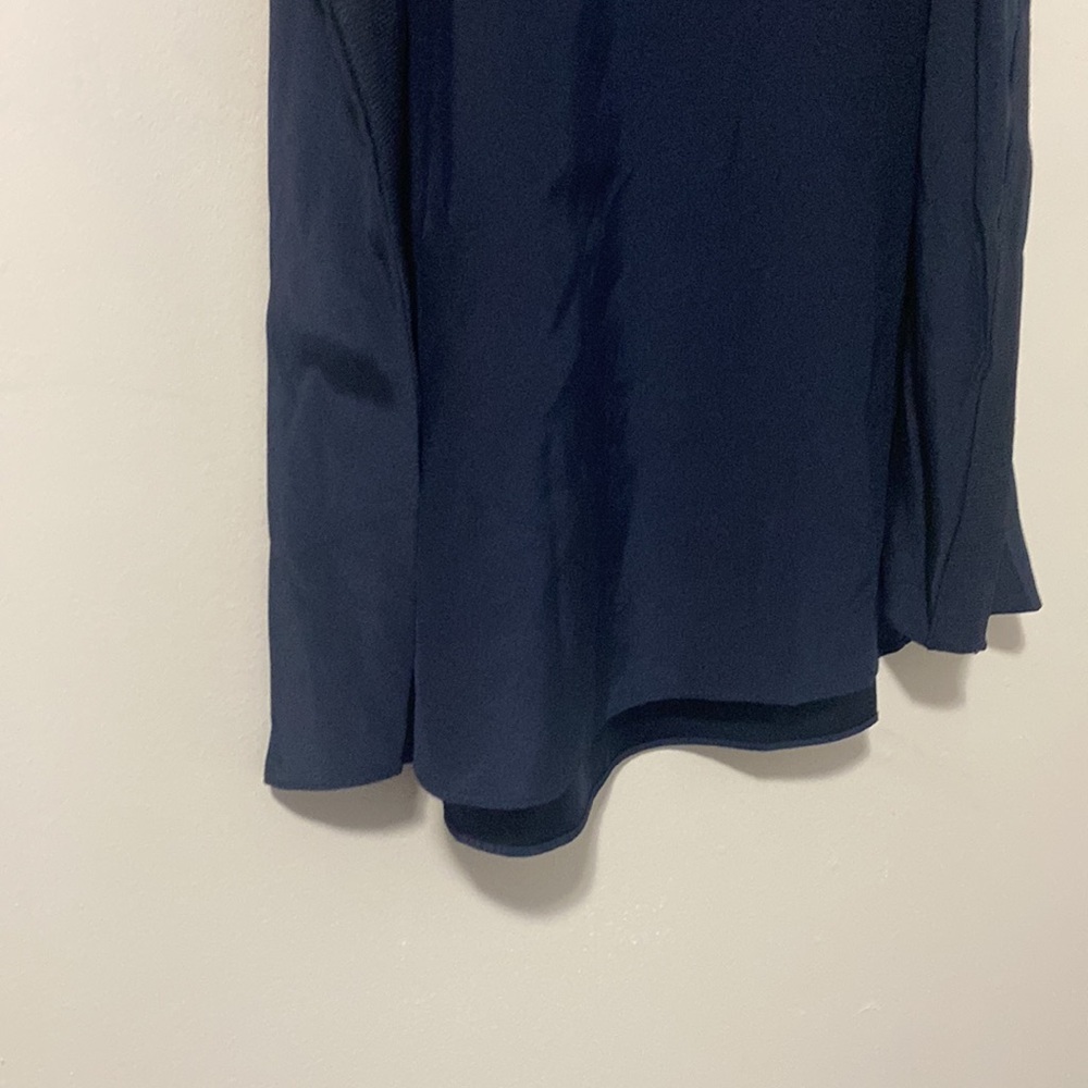 NWOT! CINQ À SEPT Lonny Sleeveless Turtleneck Silk Top - Picture 3 of 6